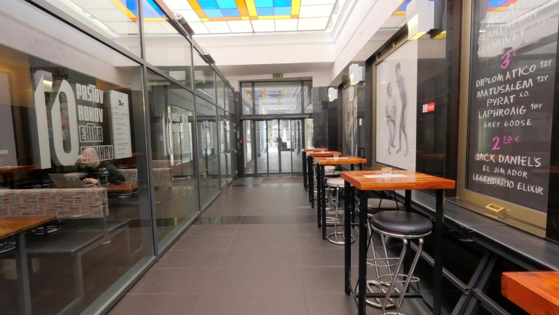 Velky 3I Apartman V Centre Mesta Bratislava Exterior foto